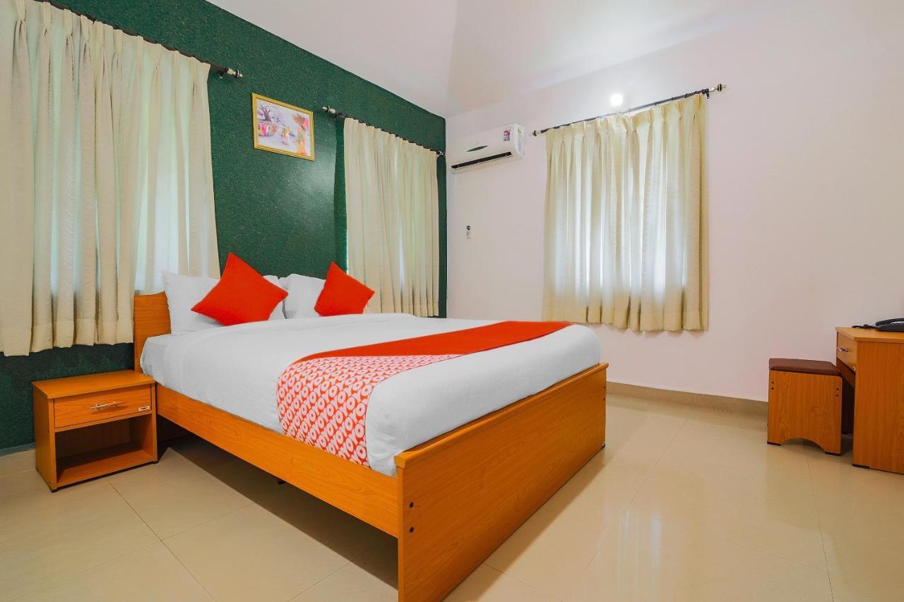 Super Hotel O The Goan Courtyard Colva Extérieur photo