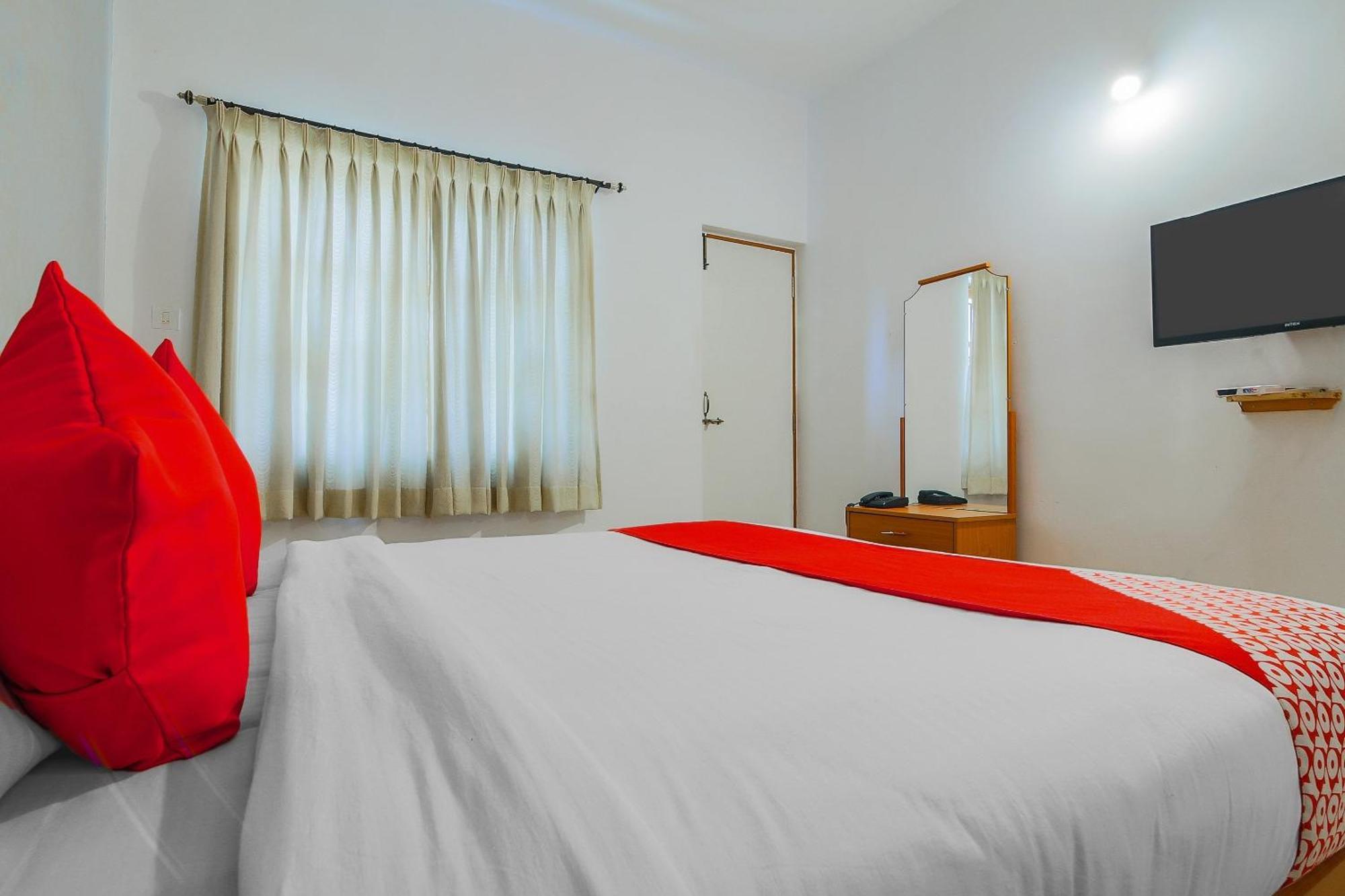 Super Hotel O The Goan Courtyard Colva Extérieur photo