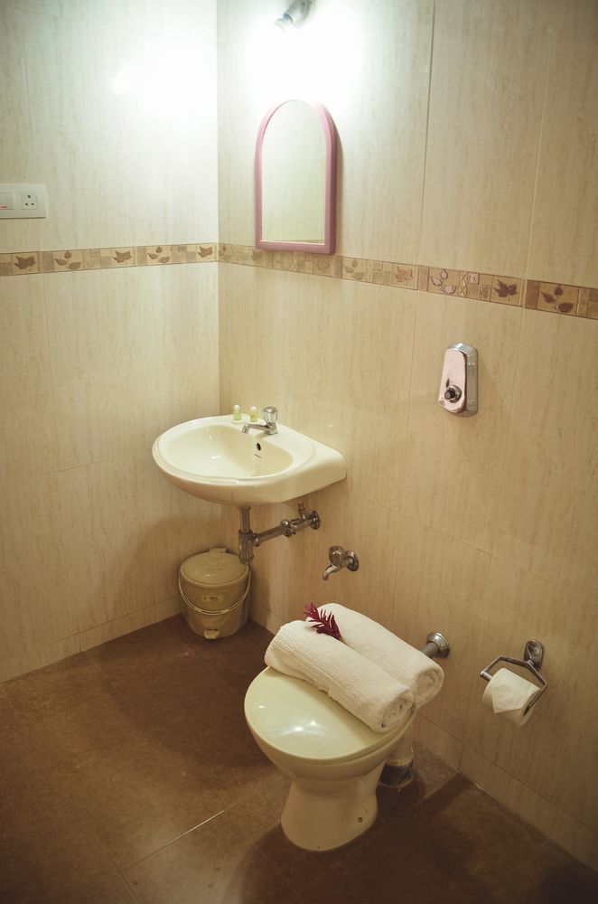 Super Hotel O The Goan Courtyard Colva Extérieur photo