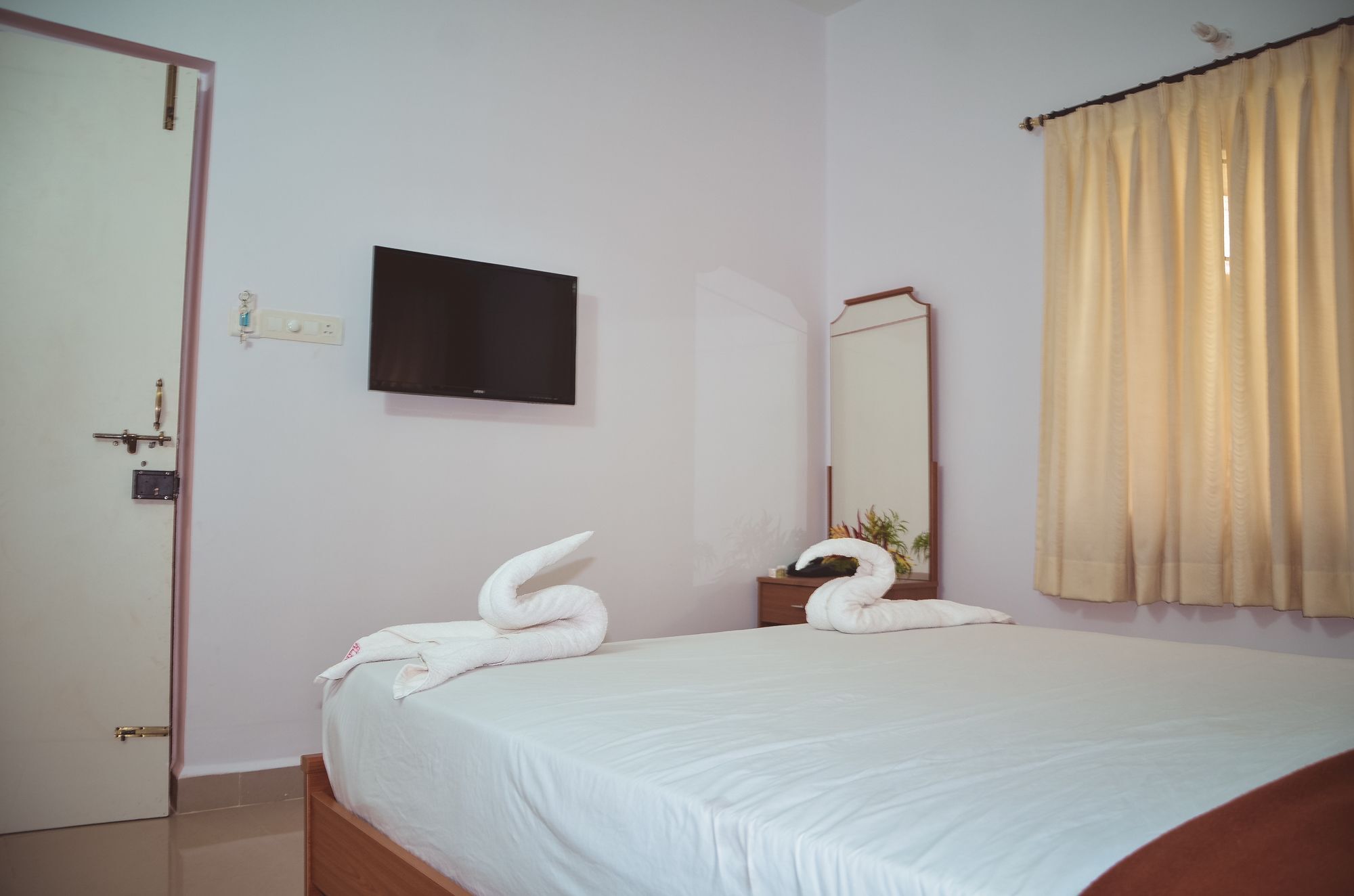 Super Hotel O The Goan Courtyard Colva Extérieur photo
